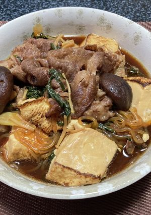 牛肉たっぷりすき焼き!(^^)!-レシピのメイン写真