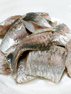 新鮮大羽いわしを刺身で楽しむ甘酢漬け-レシピのメイン写真