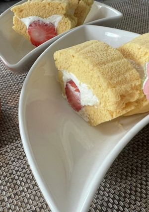 レンジで簡単★おからいちごロールケーキ-レシピのメイン写真