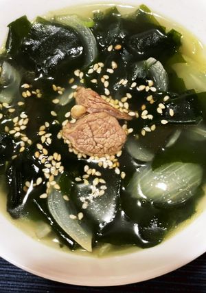 韓国風わかめスープ-レシピのメイン写真