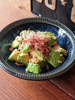 おうち居酒屋★アボカドひきわり納豆-レシピのメイン写真