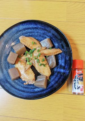手羽先とこんにゃく煮込み-レシピのメイン写真