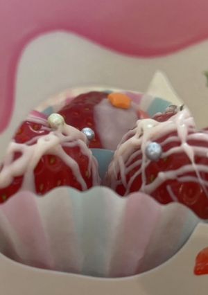 簡単♪さくらホワイトチョコがけいちご-レシピのメイン写真