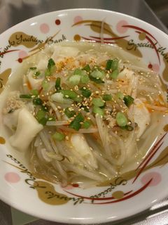 餃子ともやしのピリ辛スープ-レシピのメイン写真