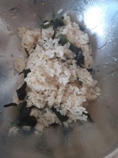 混ぜるだけ♪乾燥ワカメで簡単☆ワカメご飯-レシピのメイン写真