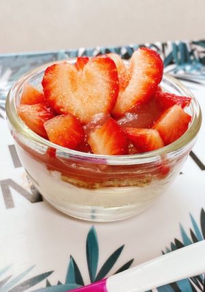 離乳食後期♡お米のパンケーキで苺ケーキ-レシピのメイン写真
