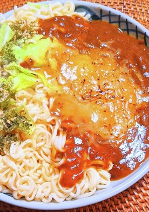 ペヤング焼きそばアレンジ✿チーズカレー-レシピのメイン写真