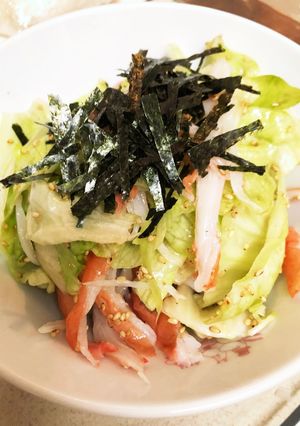 胡麻好き必見☆カニカマとレタスのサラダ-レシピのメイン写真