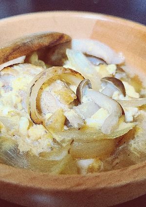 フライパン1つで 鶏もも肉の無水卵とじ-レシピのメイン写真