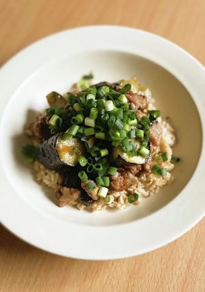 簡単！豚と茄子のオートミール焼肉丼-レシピのメイン写真