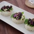 しば漬けとクリチーのオープンおにぎり