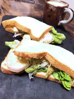 サッパリサラダ風 エビアボカドサンド-レシピのメイン写真