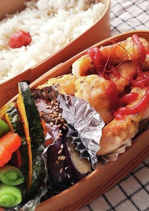 お弁当★米粉ガーリックスティックピカタ-レシピのメイン写真
