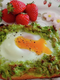 ワサビ香るアボカド玉子トースト-レシピのメイン写真