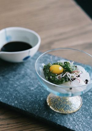 ユッケ風!めかぶイカそうめん-レシピのメイン写真