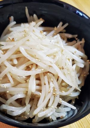 黒マー油❀おつまみ、もやしナムル❀-レシピのメイン写真