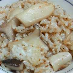 รูปของ 母から教わった＜エリンギの混ぜ御飯＞