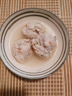 斬新!鶏つくねだけのスープ(笑)-レシピのメイン写真