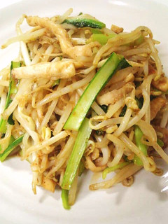 もやしと✿鶏皮の✿ゴマ✿味噌✿炒め-レシピのメイン写真