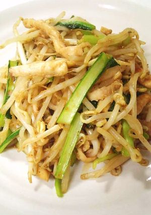 もやしと✿鶏皮の✿ゴマ✿味噌✿炒め-レシピのメイン写真