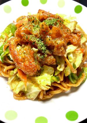 コンビニ鶏皮の焼きそば-レシピのメイン写真