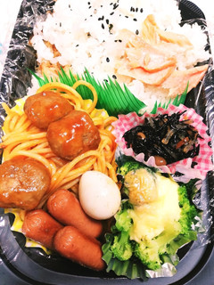 使い捨て容器で♪お弁当-レシピのメイン写真