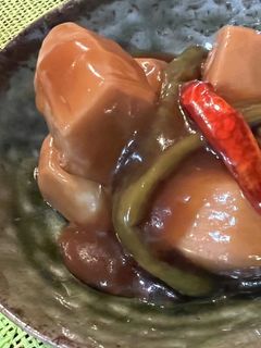 里芋の煮物〜唐辛子とゴマ油入り〜-レシピのメイン写真