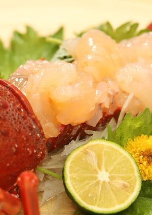 記念日やお祝いに! 伊勢海老の刺身-レシピのメイン写真