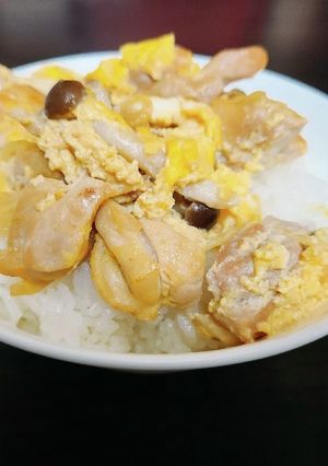 新感覚 ミルクバター親子丼-レシピのメイン写真