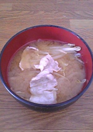 ☆豚バラともやしのみそ汁☆豚もやし♪-レシピのメイン写真