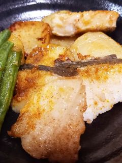 簡単♪︎たらとじゃがいものカレー炒め♡-レシピのメイン写真