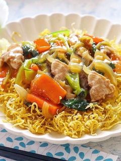 こんにゃく麺で!パリパリかた焼きそば-レシピのメイン写真