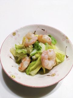 簡単!キャベツと海老の旨塩炒め-レシピのメイン写真
