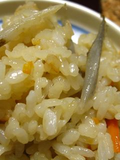圧力鍋で作る鶏皮炊き込みご飯-レシピのメイン写真