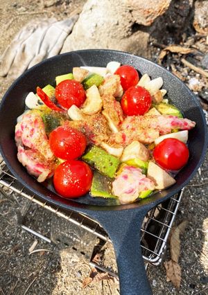 キャンプ飯✨アボカドと生姜天のアヒージョ-レシピのメイン写真