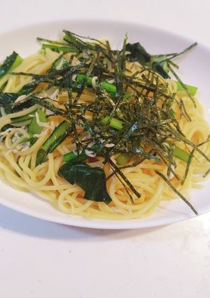 簡単!ごま油香る小松菜としらすのパスタ-レシピのメイン写真