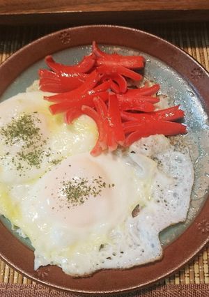 かにさんウィンナーと目玉焼き〜♪♪♪-レシピのメイン写真