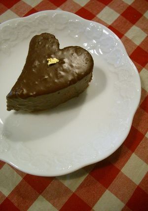 チョコとナッツ生地のチョコレートケーキ-レシピのメイン写真