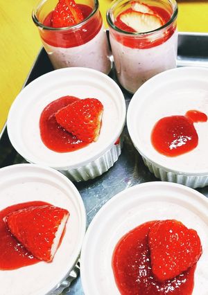 イチゴプリン-レシピのメイン写真