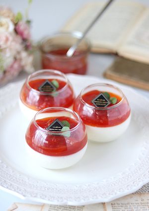 トマトジャムとブランマンジェ-レシピのメイン写真