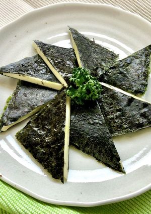 簡単おつまみ♪山葵入りチーズの海苔サンド-レシピのメイン写真