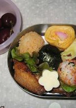 3色だんご風のお弁当　キャラ弁-レシピのメイン写真
