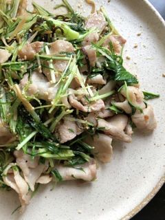 水菜と豚バラのさっぱり塩昆布ポン酢炒め-レシピのメイン写真