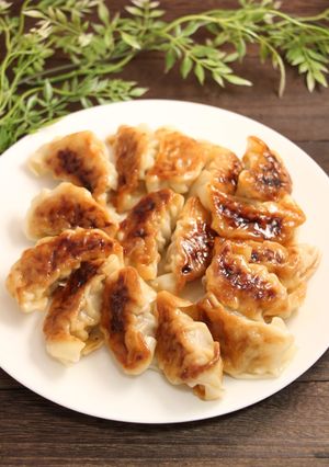 簡単！冷えた焼き餃子の温め方-レシピのメイン写真