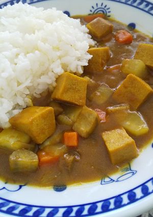 簡単♪高野豆腐と根菜の具沢山和風カレー-レシピのメイン写真