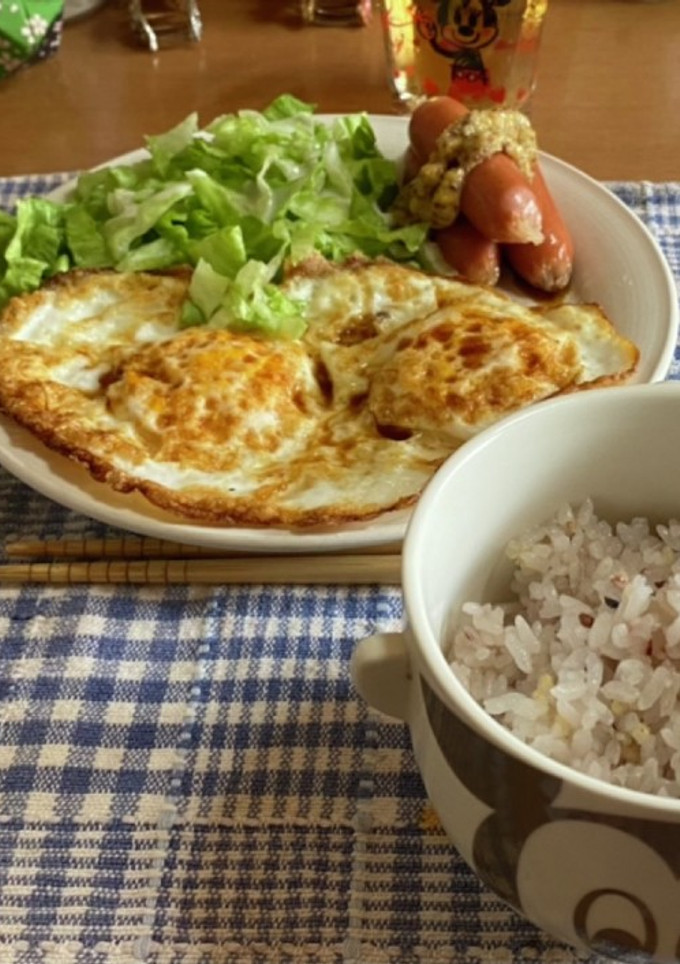 簡単美味しい目玉焼き昼ご飯^_^-レシピのメイン写真