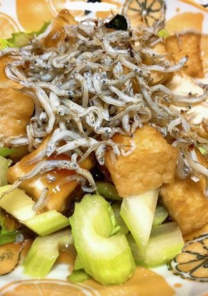 【ワンパン】セロリと厚揚げの雑魚あんかけ-レシピのメイン写真