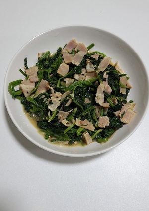 ほうれん草とベーコンの醤油炒め-レシピのメイン写真
