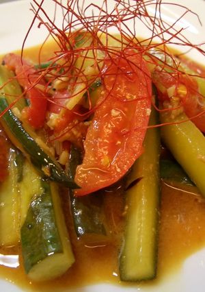 トマトとキュウリのにんにく酢醤油炒め-レシピのメイン写真