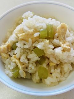 ほんだしで作るふきの炊き込みご飯!美味!-レシピのメイン写真